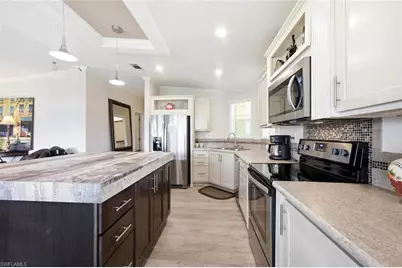 444 Riviera Blvd W, Naples, FL 34112 - Photo 9