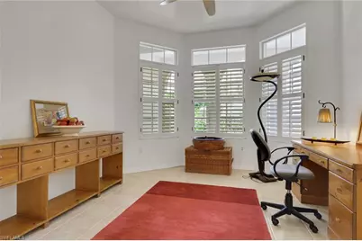 4872 W Boulevard Ct, Naples, FL 34103 - Photo 9