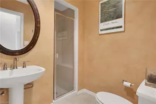 4872 W Blvd Ct, Naples, FL 34103 - Photo 13
