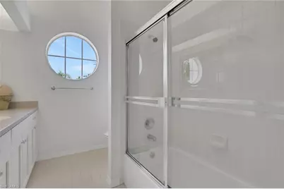 4872 W Boulevard Ct, Naples, FL 34103 - Photo 21