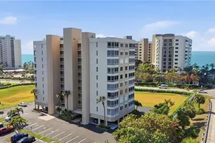 11118 Gulf Shore Dr, Naples, FL 34108 - Photo 1
