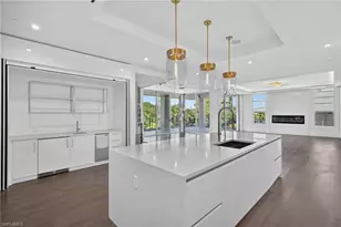 1165 8th St S, Naples, FL 34102 - Photo 11