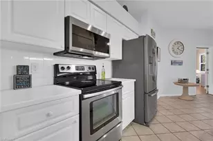 2180 Rio Nuevo Dr, North Fort Myers, FL 33917 - Photo 7