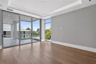1165 8th St S, Naples, FL 34102 - Photo 23