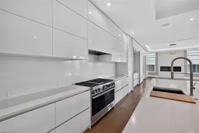 1165 8th St S #202, Naples, FL 34102 - Photo 17