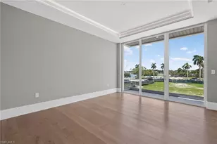 1165 8th St S, Naples, FL 34102 - Photo 29