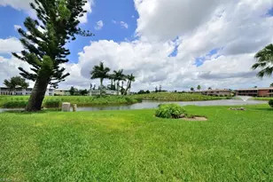 229 Palm Dr, Naples, FL 34112 - Photo 9