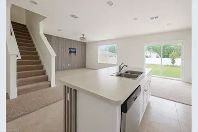 2736 Dumont Ln, Tavares, FL 32778 - Photo 5