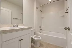 2736 Dumont Ln, Tavares, FL 32778 - Photo 9
