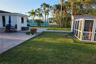 313 Copeland Ave N, Everglades City, FL 34139 - Photo 29