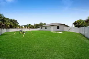 1109 N Hilton Cir, Labelle, FL 33935 - Photo 29