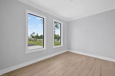 1433 10th Ave NE, Naples, FL 34120 - Photo 11