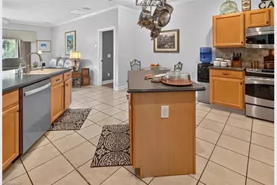 2761 2nd St NE, Naples, FL 34120 - Photo 17
