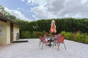 2041 Pine Isle Ln, Naples, FL 34112 - Photo 35