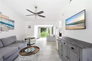 2041 Pine Isle Ln, Naples, FL 34112 - Photo 7