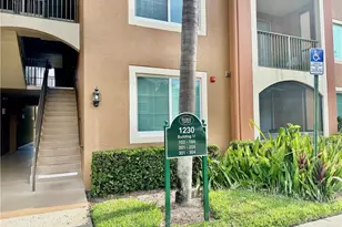 1230 Reserve Way, Naples, FL 34105 - Photo 3