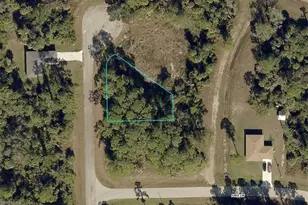 6004 Longfellow Ct, Labelle, FL 33935 - Photo 1