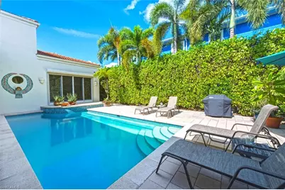 576 96th Ave N, Naples, FL 34108 - Photo 5