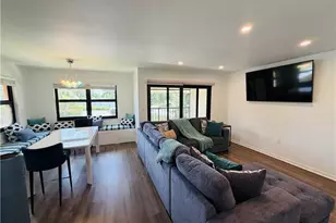 1522 Mainsail Dr, Naples, FL 34114 - Photo 3