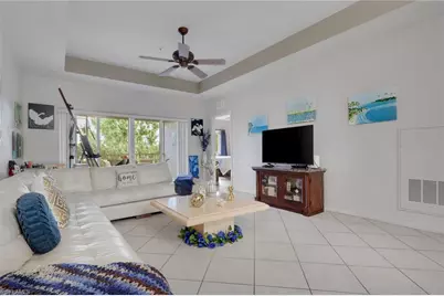 7835 Regal Heron Cir #304, Naples, FL 34104 - Photo 9