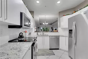 7835 Regal Heron Cir, Naples, FL 34104 - Photo 3