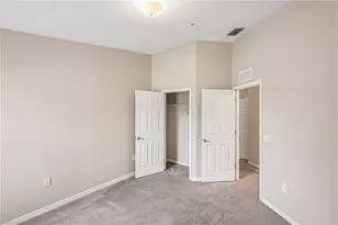 1104 Oxford Ln, Naples, FL 34105 - Photo 21