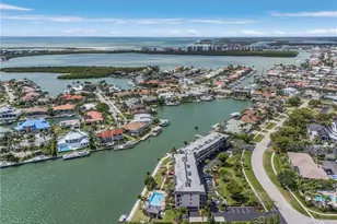 848 W Elkcam Cir, Marco Island, FL 34145 - Photo 23