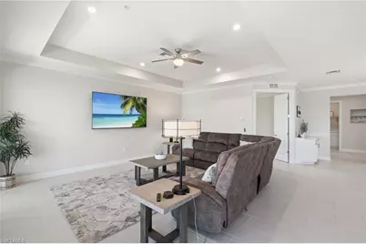 239 Indies Dr E #202, Naples, FL 34114 - Photo 5