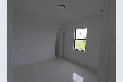 2423 NW 6th St, Cape Coral, FL 33993 - Photo 15