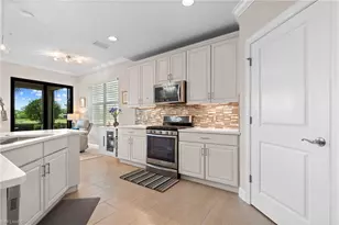2137 Frangipani Cir, Naples, FL 34120 - Photo 11