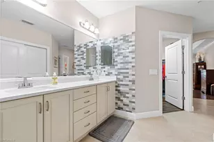 2137 Frangipani Cir, Naples, FL 34120 - Photo 19