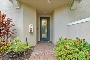 2137 Frangipani Cir, Naples, FL 34120 - Photo 25