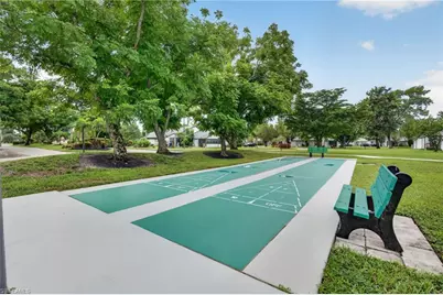 10452 Lakeport Ct, Lehigh Acres, FL 33936 - Photo 27