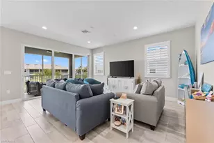 2609 Seychelles Cir, Naples, FL 34112 - Photo 3
