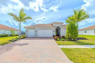 18750 Lake Hammock Dr, Naples, FL 34114 - Photo 3