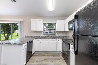 216 SE 27th Ter, Cape Coral, FL 33904 - Photo 7