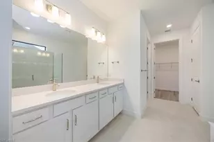 10335 Ventana Ln, Naples, FL 34120 - Photo 13