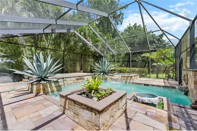 5247 Cherry Wood Dr, Naples, FL 34119 - Photo 9
