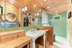 5247 Cherry Wood Dr, Naples, FL 34119 - Photo 23