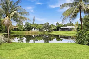 1073 N Alhambra Cir, Naples, FL 34103 - Photo 3