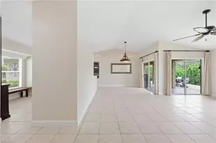 1073 N Alhambra Cir, Naples, FL 34103 - Photo 23