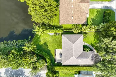 1073 N Alhambra Cir, Naples, FL 34103 - Photo 15