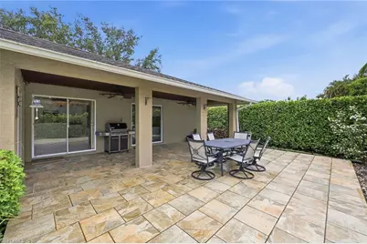 1073 N Alhambra Cir, Naples, FL 34103 - Photo 39