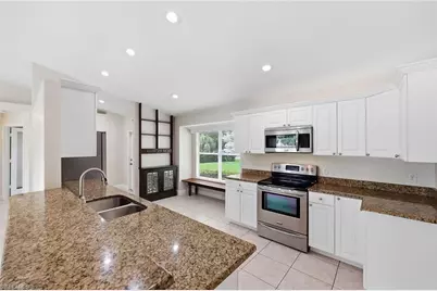1073 N Alhambra Cir, Naples, FL 34103 - Photo 27