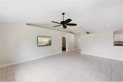 1073 N Alhambra Cir, Naples, FL 34103 - Photo 25