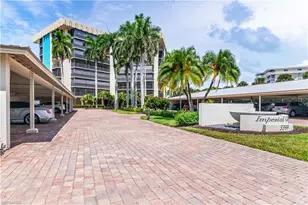 3399 Gulf Shore Blvd N, Naples, FL 34103 - Photo 31