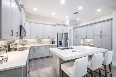 6875 Saona Ct, Naples, FL 34113 - Photo 5