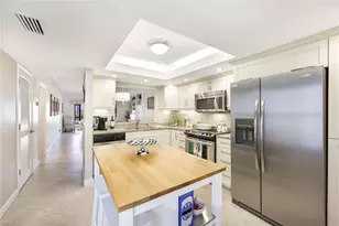 611 Serendipity Dr, Naples, FL 34108 - Photo 9