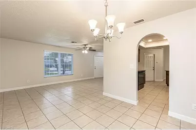321 NE 10th St, Cape Coral, FL 33909 - Photo 3