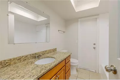 321 NE 10th St, Cape Coral, FL 33909 - Photo 21